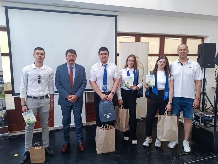 Keris győztesek a Közös Jövőnk környezetvédelmi versenyen
