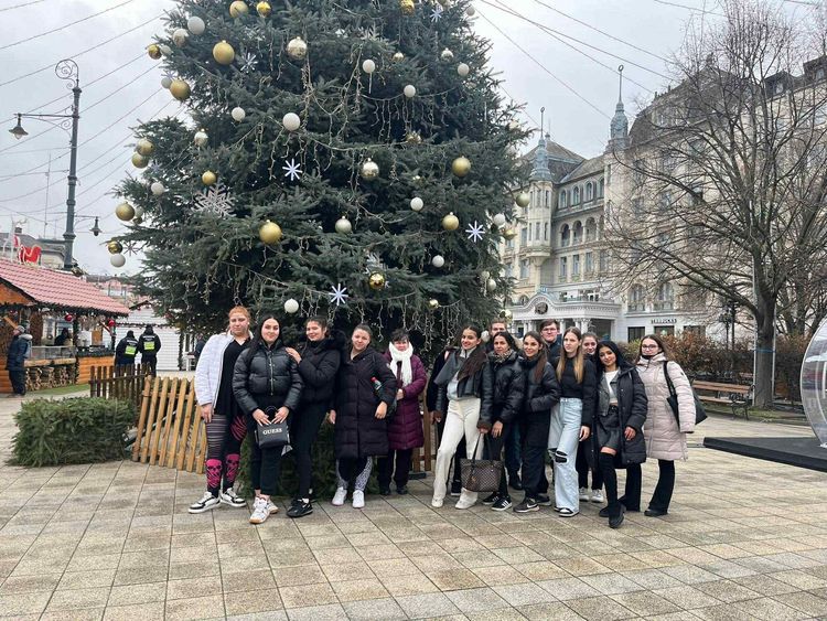 Mézek, ízek és közös élmények az adventi vásárban