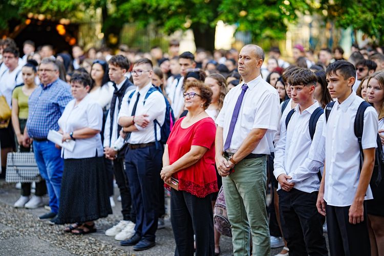 Új tanév - iskolánk élén új vezetővel