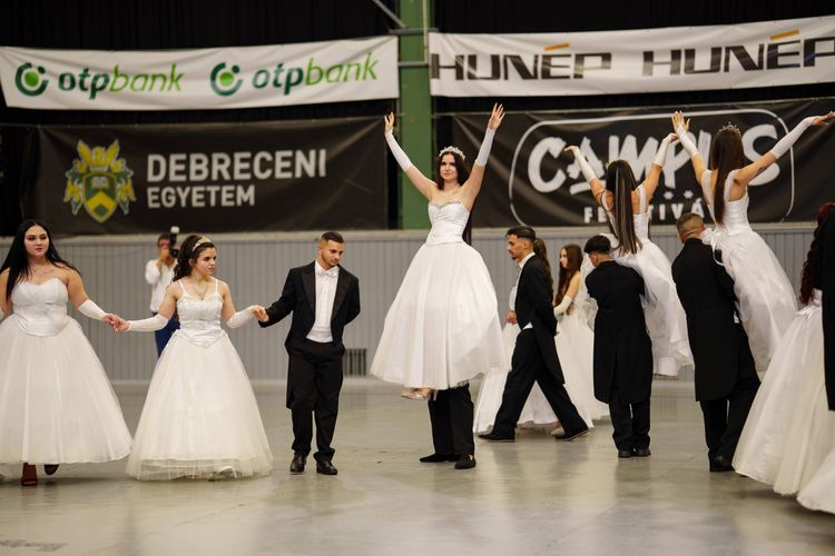 Kerisek szalagtűzője