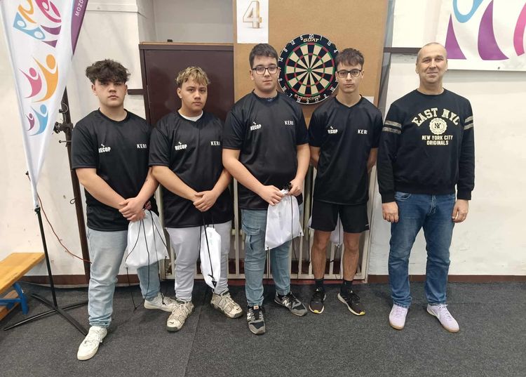 „Koncentráció és pontosság” – sikeres szereplés a dartsversenyen