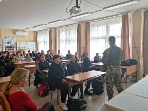 A Magyar Honvédség képzéseinek bemutatása iskolánkban