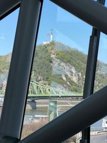 TollalésecsettelBKB (1).jpg