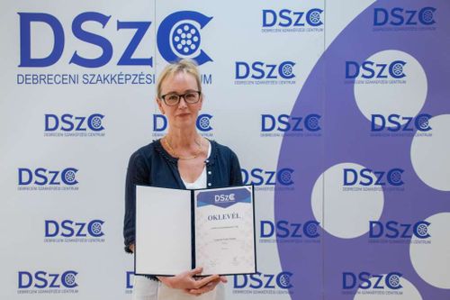 Oktatóit és munkatársait díjazta a Debreceni Szakképzési Centrum